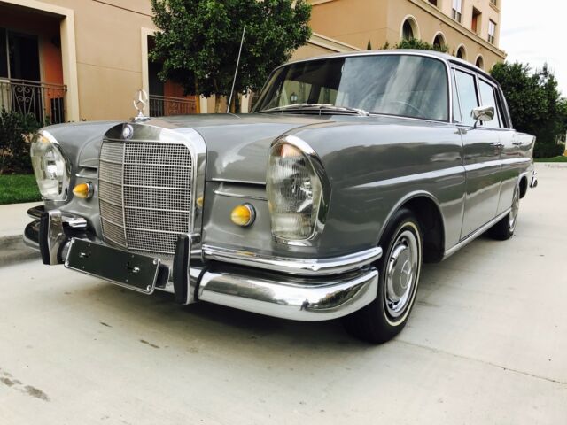 1967 MERCEDES BENZ 230S ORIGINAL IN EXCELLENT CONDITION 1967 Mercedes-Benz 200-Series 230S