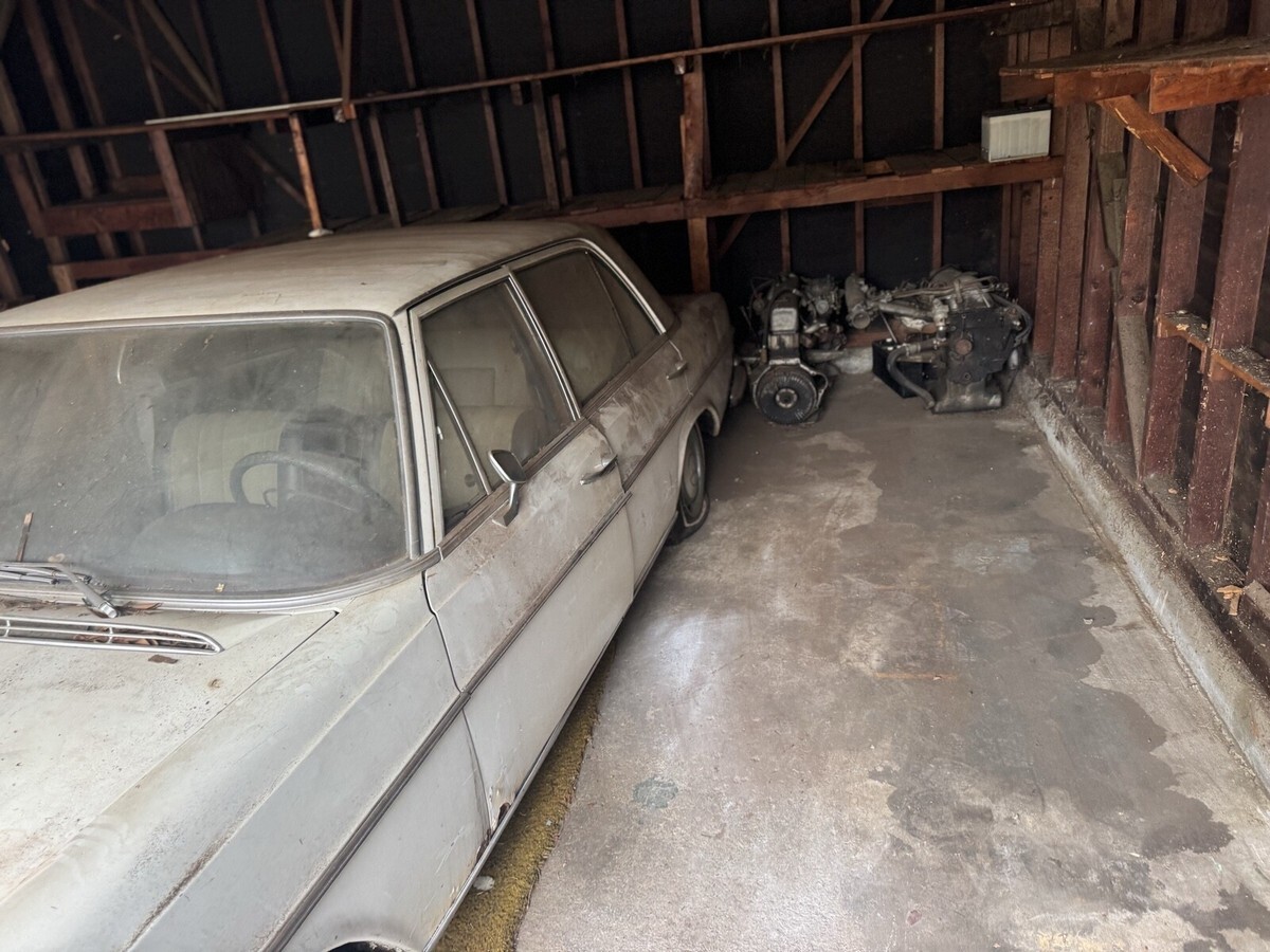 1967 Mercedes-Benz 230S - photo 5