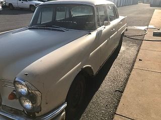 1967 Mercedes-Benz 200-Series - photo 8