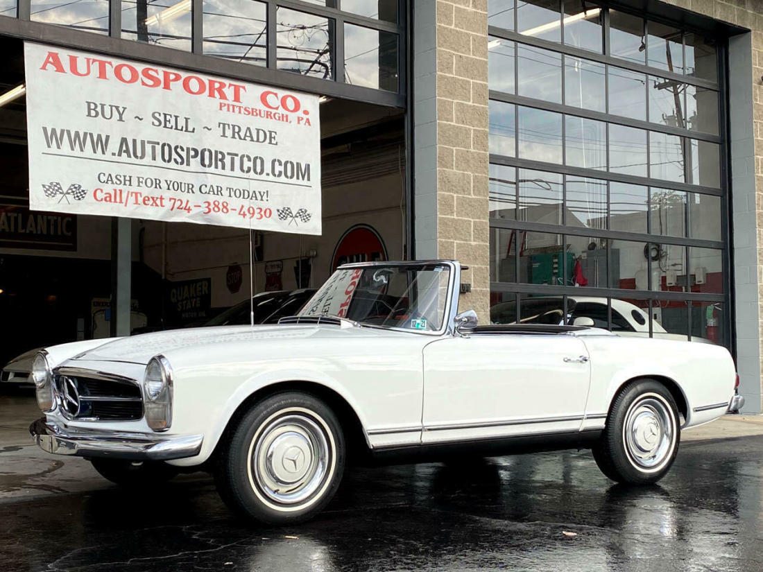 1967 Mercedes-Benz 200-Series - photo 11