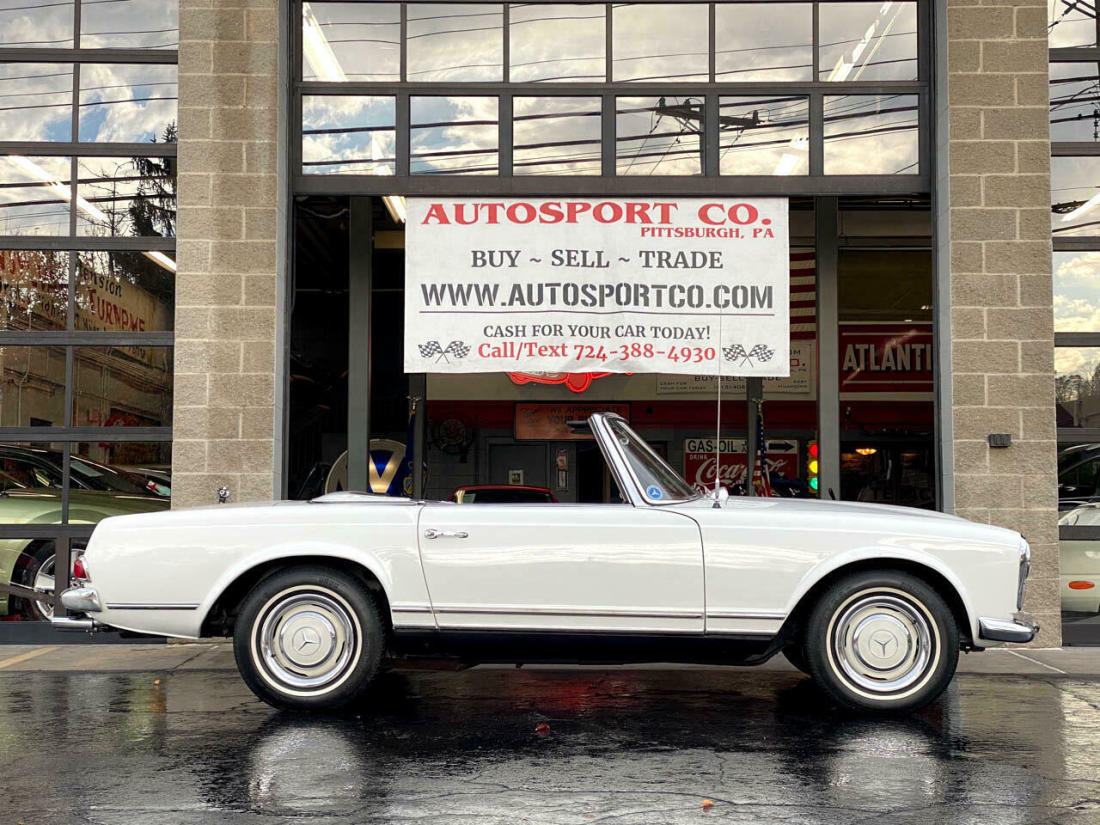 1967 Mercedes-Benz 200-Series - photo 4