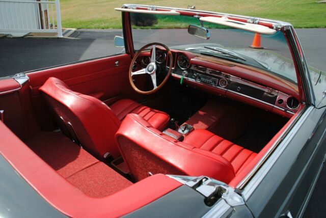 1967 Mercedes-Benz SL-Class - photo 10