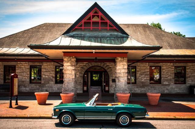 1967 Mercedes-Benz 230SL Roadster, Pagoda, Soft Top, Hard Top 1967 Mercedes-Benz 200-Series Roadster
