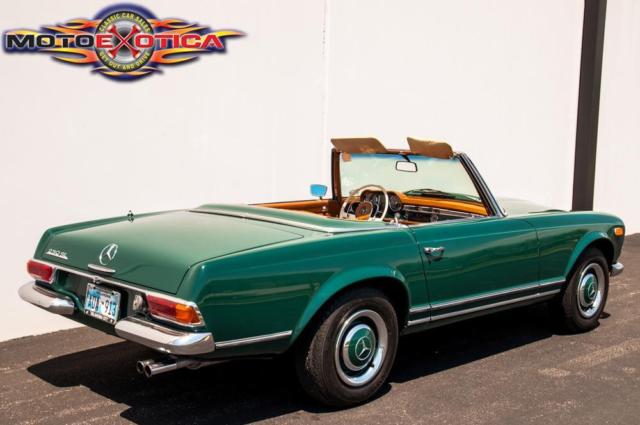 1967 Mercedes-Benz 200-Series Roadster - photo 13