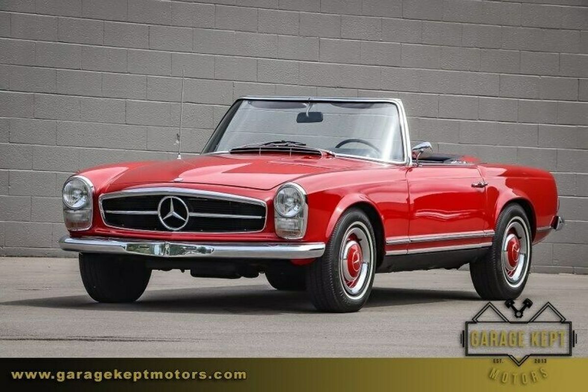 1967 Mercedes-Benz 200-Series - photo 3