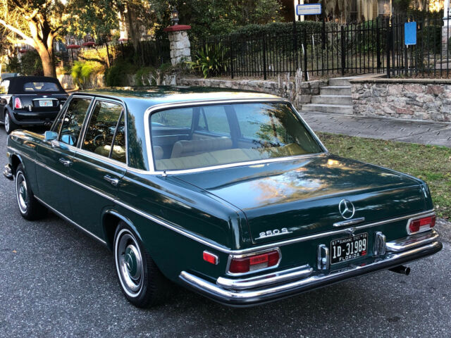 1967 Mercedes-Benz 200-Series 268 Blue-Green ext. w. Bamboo interior - photo 3
