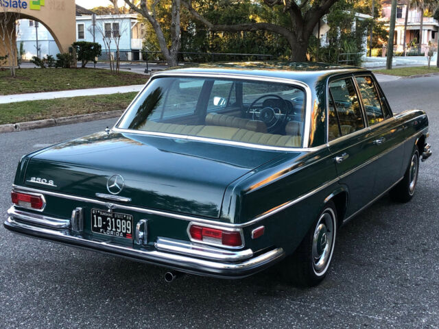 1967 Mercedes-Benz 200-Series 268 Blue-Green ext. w. Bamboo interior - photo 4