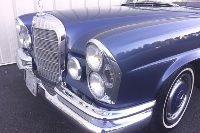 1967 Mercedes-Benz 200-Series -- - photo 12