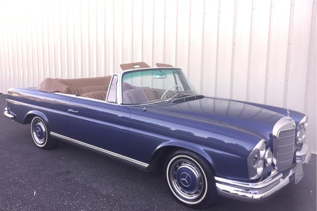 1967 Mercedes-Benz 200-Series -- - photo 2