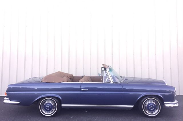 1967 Mercedes-Benz 200-Series -- - photo 3
