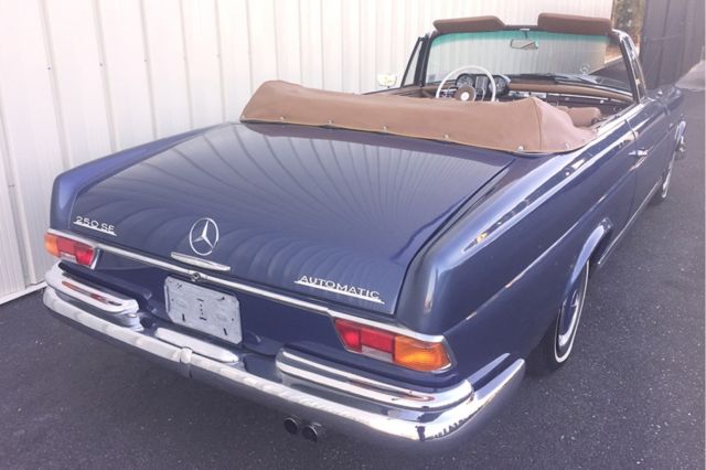 1967 Mercedes-Benz 200-Series -- - photo 5