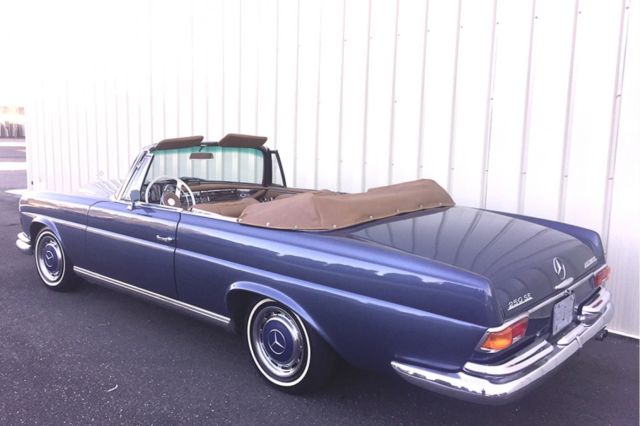 1967 Mercedes-Benz 200-Series -- - photo 7