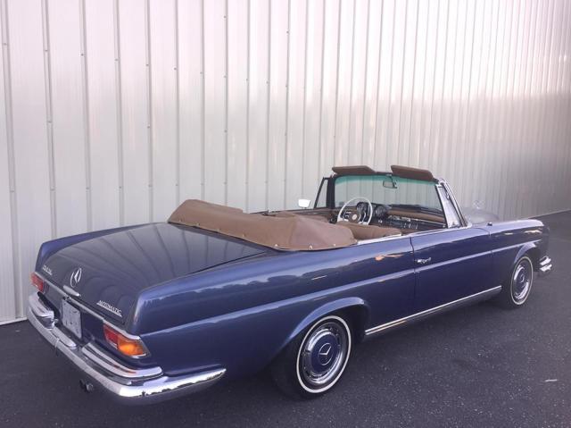 1967 Mercedes-Benz 200-Series Cabriolet - photo 4