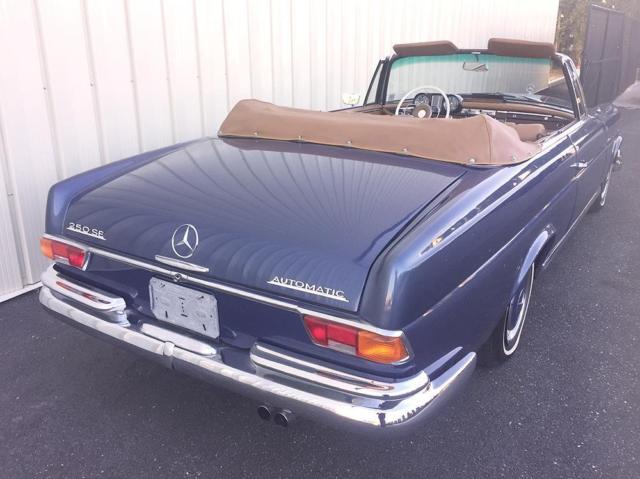 1967 Mercedes-Benz 200-Series Cabriolet - photo 5