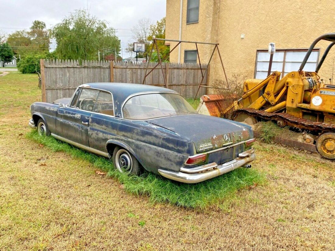 1967 Mercedes-Benz 250SE Coupe Auto & Air No Reserve Auction $15000 BUYS IT NOW! - photo 11