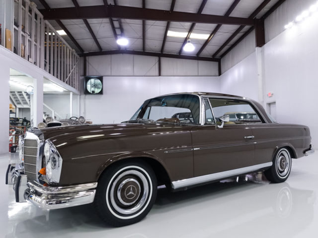 1967 MERCEDES-BENZ 250SE OPERA COUPE, PREVIOUS LONG-TERM COLLECTOR OWNERSHIP! 1967 Mercedes-Benz 200-Series 250SE Opera Coupe, 43,069 ORIGINAL MILES!
