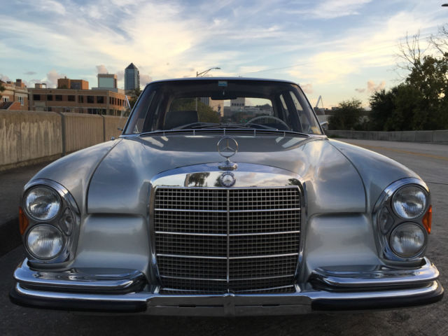 1967 Mercedes-Benz 200-Series 4-speed MANUAL true EURO-car in DB 180 Silver-Grey - photo 7