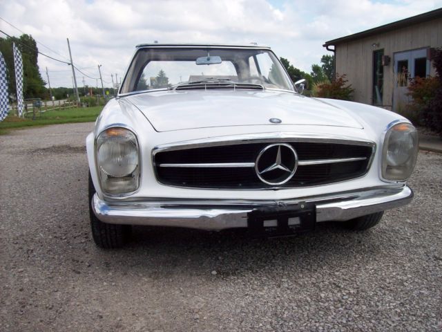 1967 Mercedes-Benz SL-Class 2 DOOR - photo 2