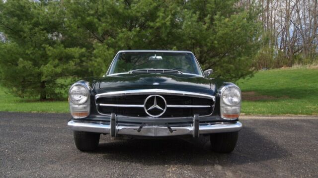 1967 Mercedes-Benz SL-Class 250SL