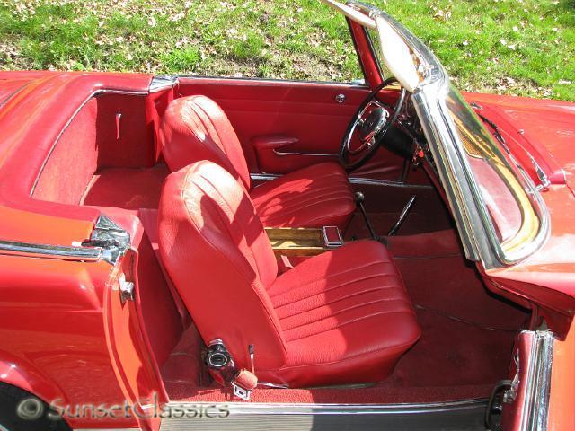 1967 Mercedes-Benz 200-Series - photo 6