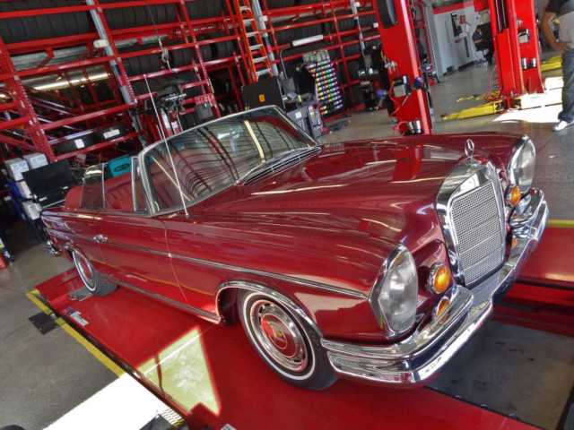 1967 Mercedes-Benz 300-Series 300 SE Cabriolet