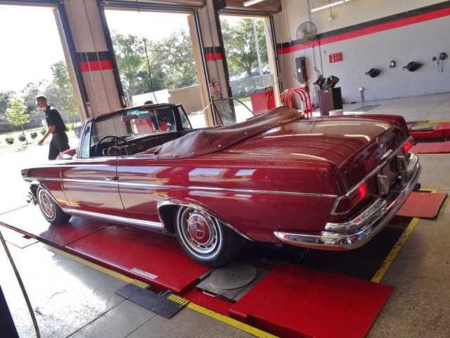 1967 Mercedes-Benz 300-Series 300 SE Cabriolet - photo 4
