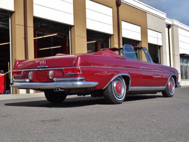 1967 Mercedes-Benz 300-Series 300SE Cabriolet - photo 4