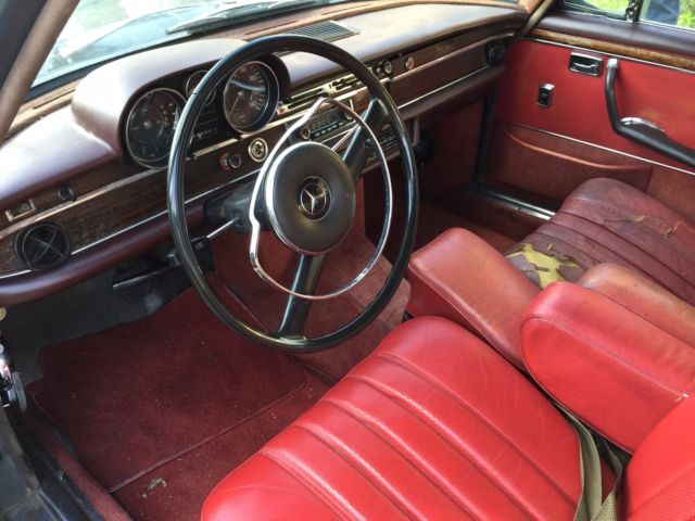 1967 Mercedes-Benz 300-Series 109.015 w. M189 Motor in Graphite Grey w.Red int. - photo 10