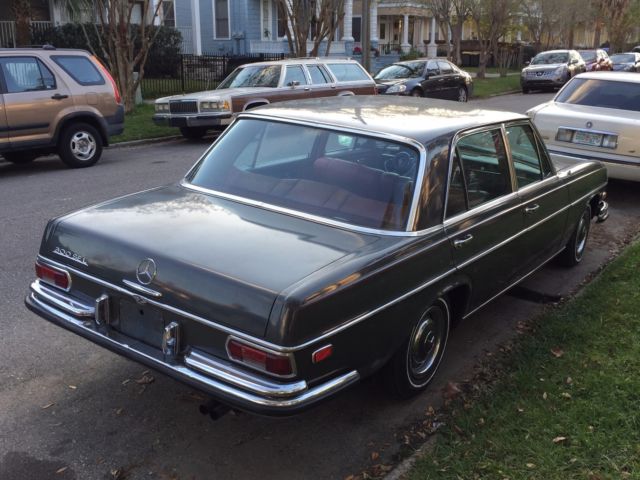 1967 Mercedes-Benz 300-Series 109.015 w. M189 Motor in Graphite Grey w.Red int. - photo 5