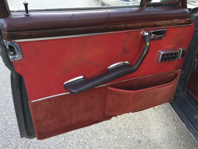 1967 Mercedes-Benz 300-Series 109.015 w. M189 Motor in Graphite Grey w.Red int. - photo 8