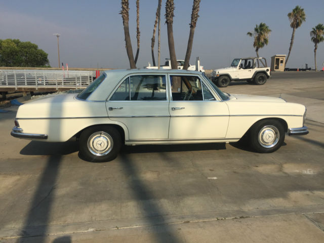 1967 Mercedes-Benz 200-Series 250s - photo 10