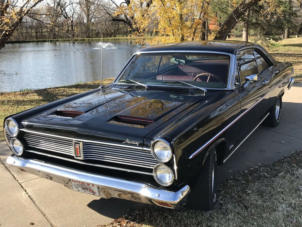 1967 Mercury Comet 6.4 Hardtop Coupe Black RWD Manual 2 Door Hardtop 1967 Mercury Comet 6.4 Hardtop 2 Door Hardtop