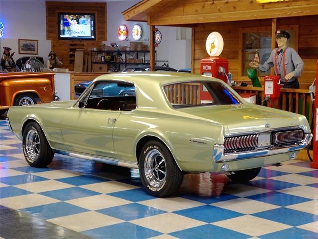 1967 Mercury Cougar -- - photo 4