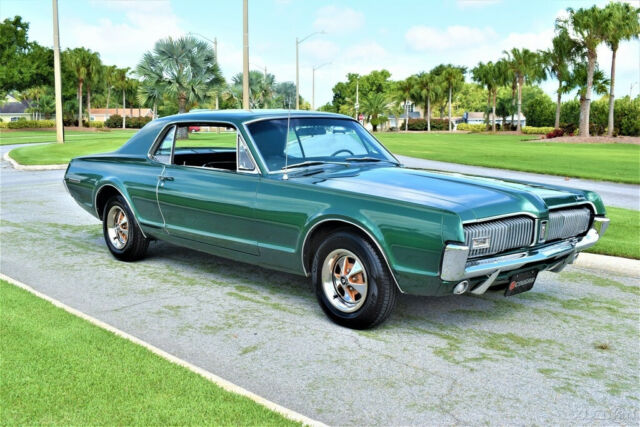 1967 Mercury Cougar 2 Door Hardtop - photo 2