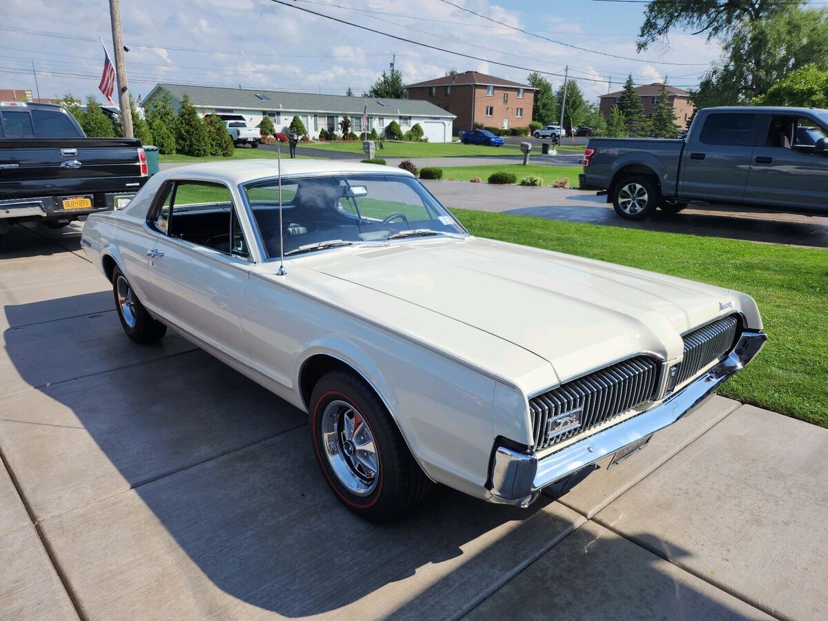 1967 Mercury Cougar - photo 2