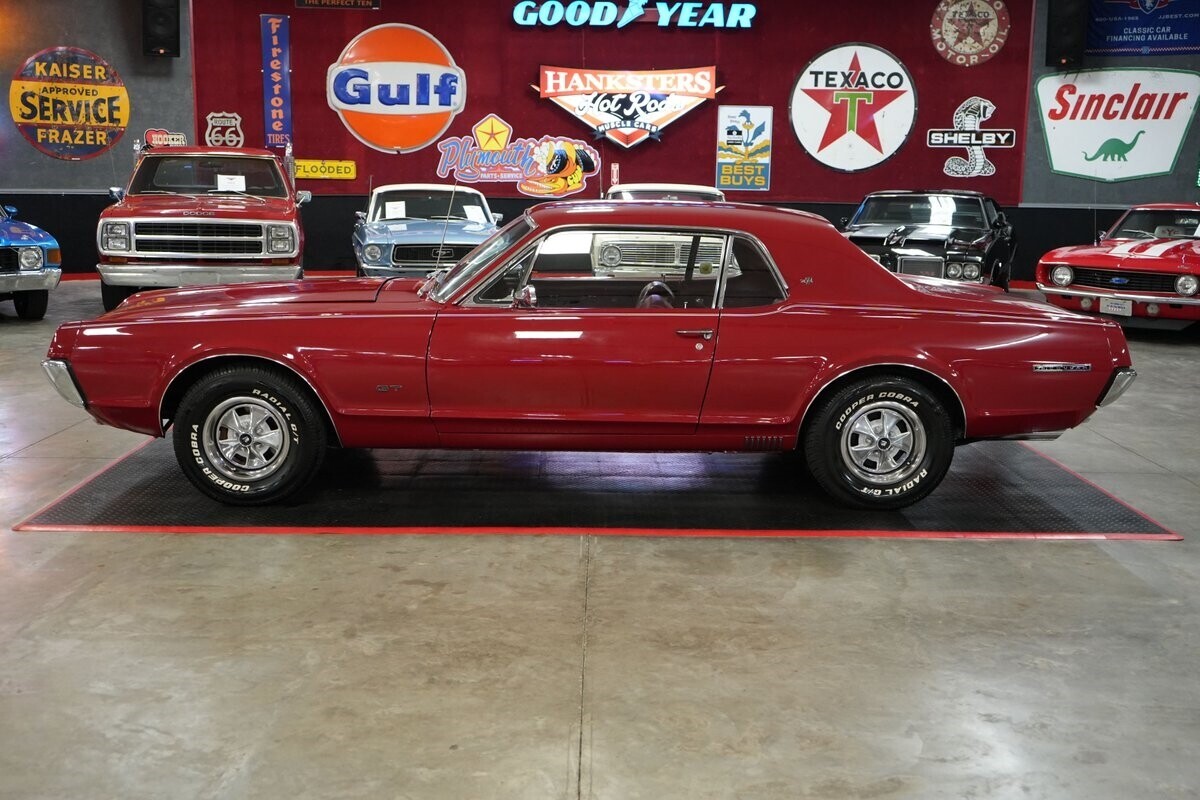 1967 Mercury Cougar XR-7 GT - photo 3