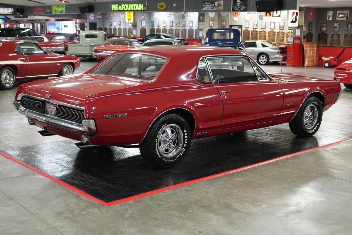 1967 Mercury Cougar XR-7 GT - photo 6