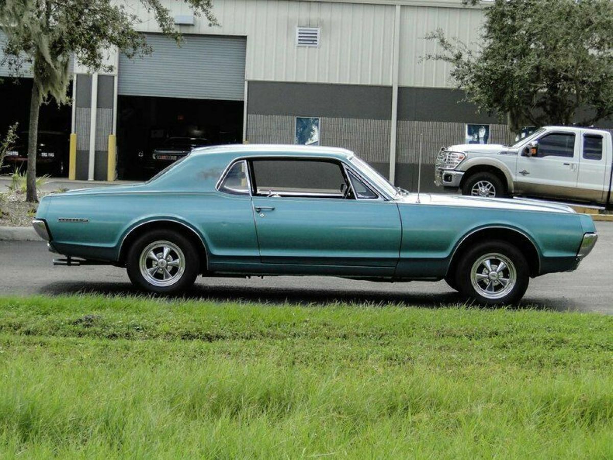 1967 Mercury Cougar - photo 12