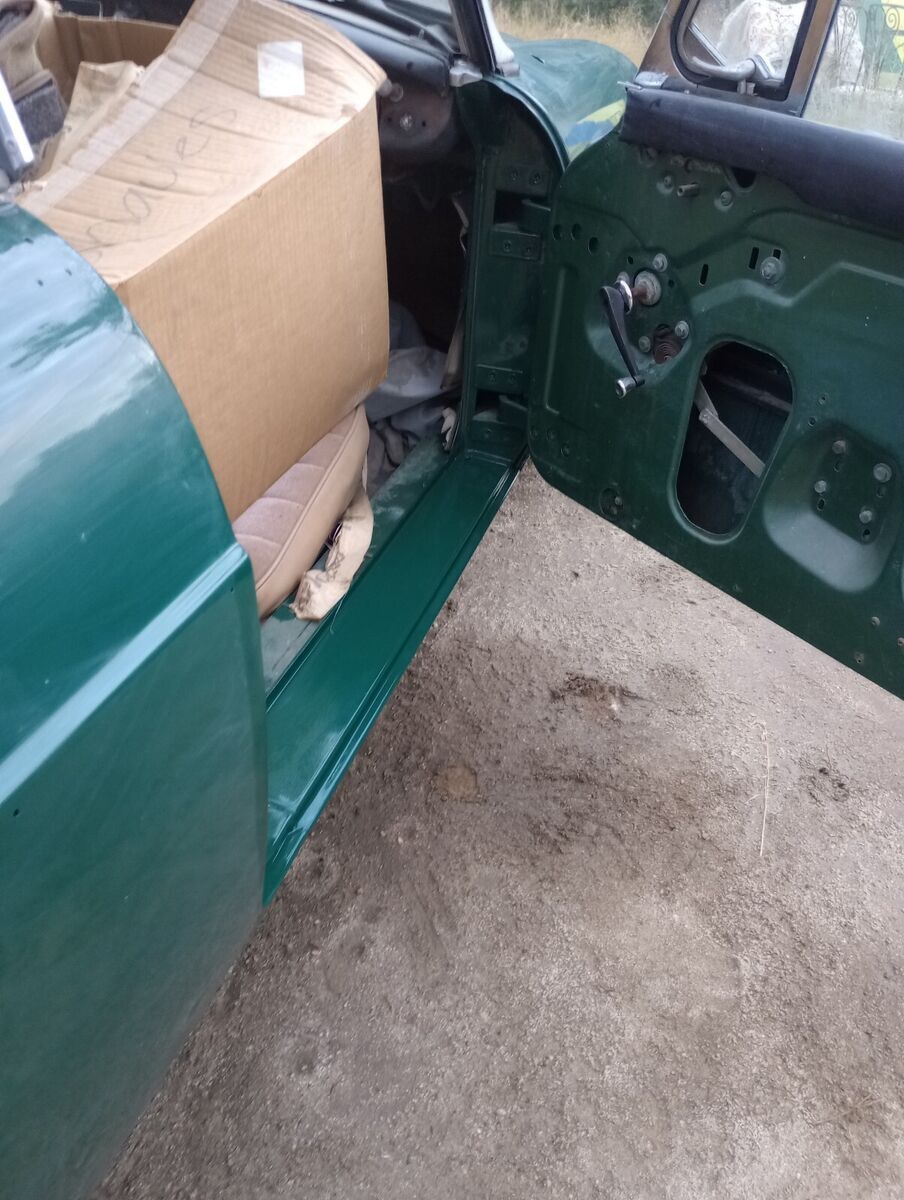 1967 MG B - photo 12