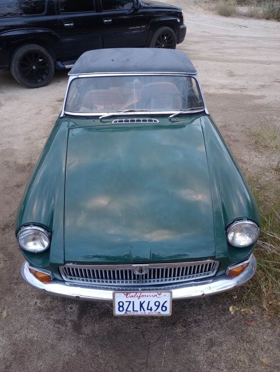 1967 MG B - photo 3
