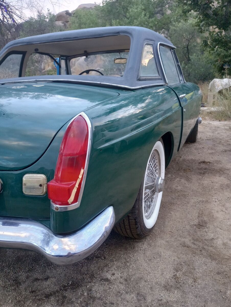 1967 MG B - photo 5