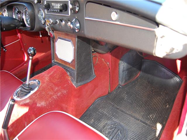 1967 MG GT -- - photo 12