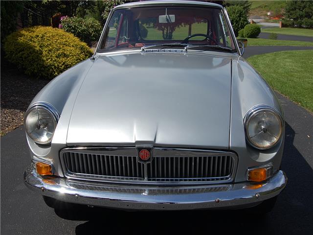1967 MG GT -- - photo 5