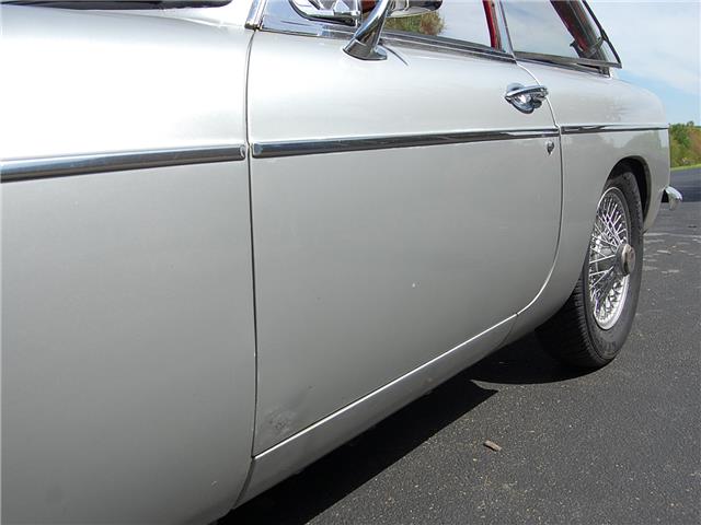 1967 MG GT -- - photo 6