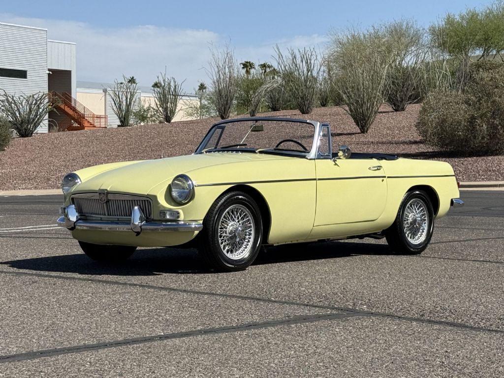 1967 MG MGB - photo 2