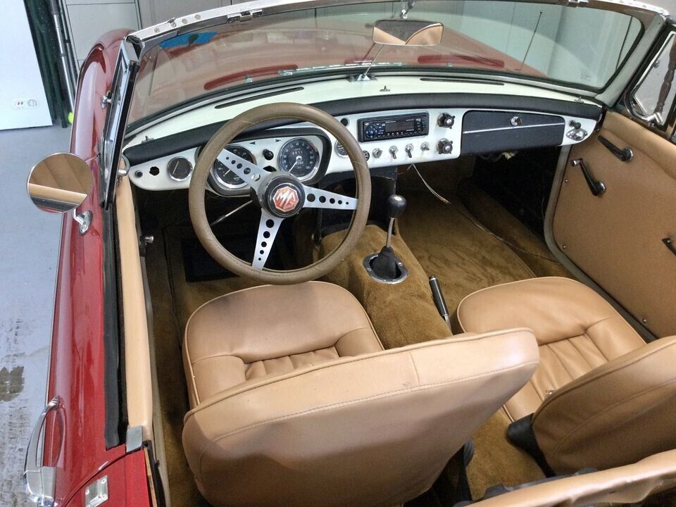 1967 MG MGB - photo 5
