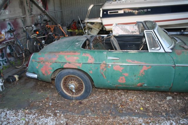 1964 MG MGB barn find