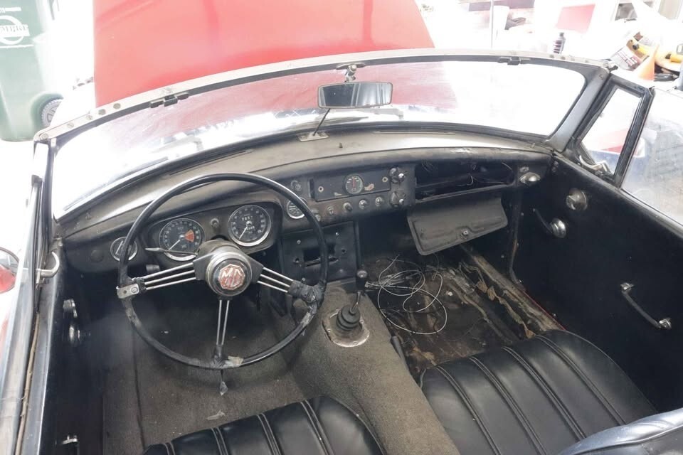 1967 MG MGB Roadster - photo 9