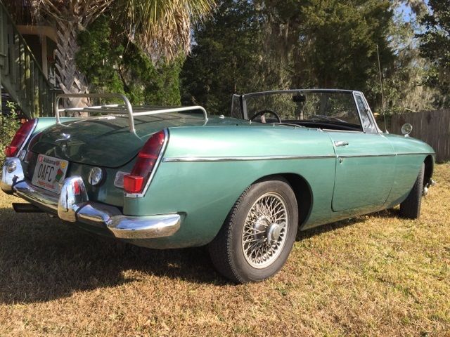 1967 MG MGB roadster - photo 2