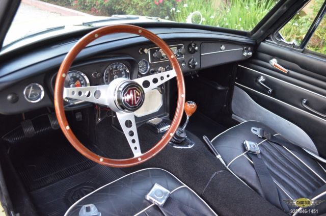 1967 MG MGB Convertible - photo 10